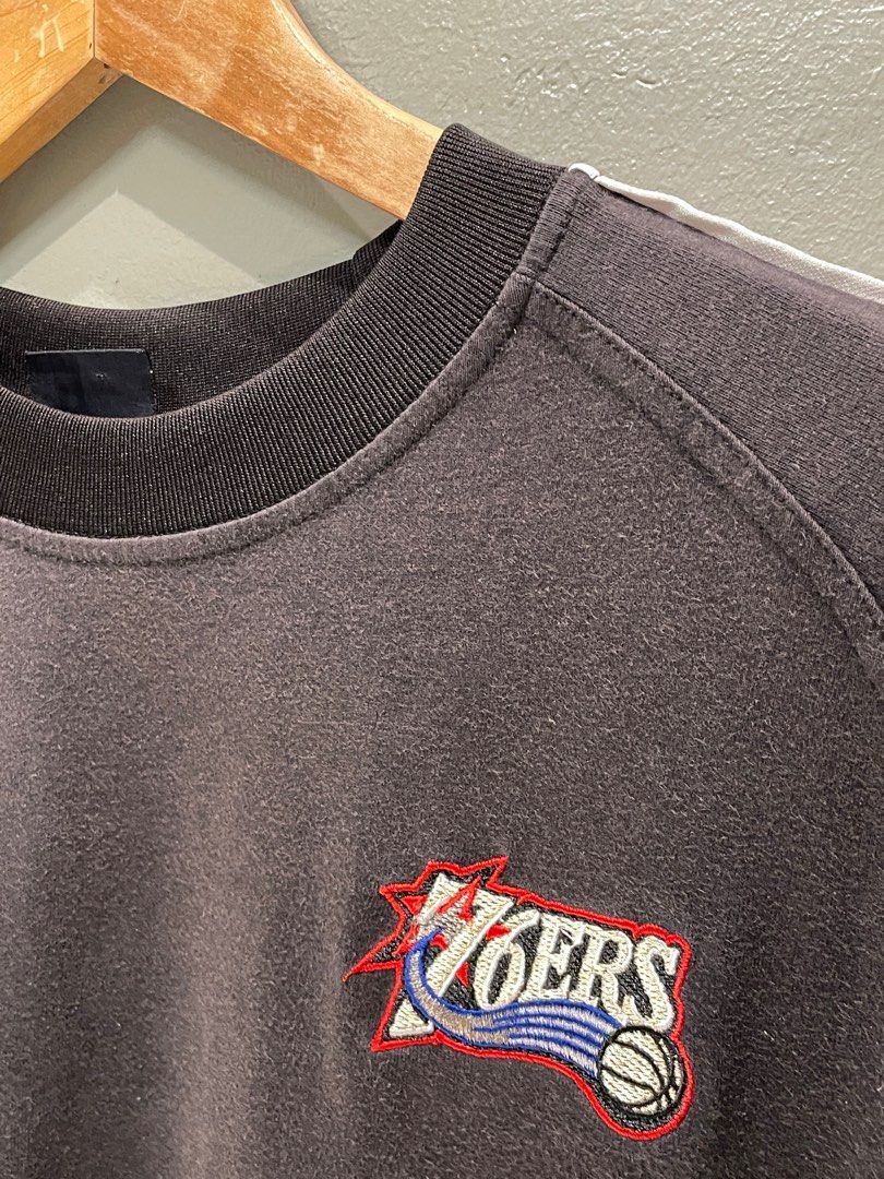 Vintage Sixers Shirts : Philadelphia 76ers Red Xxl Sleeveless Tee T-shirt 2xl