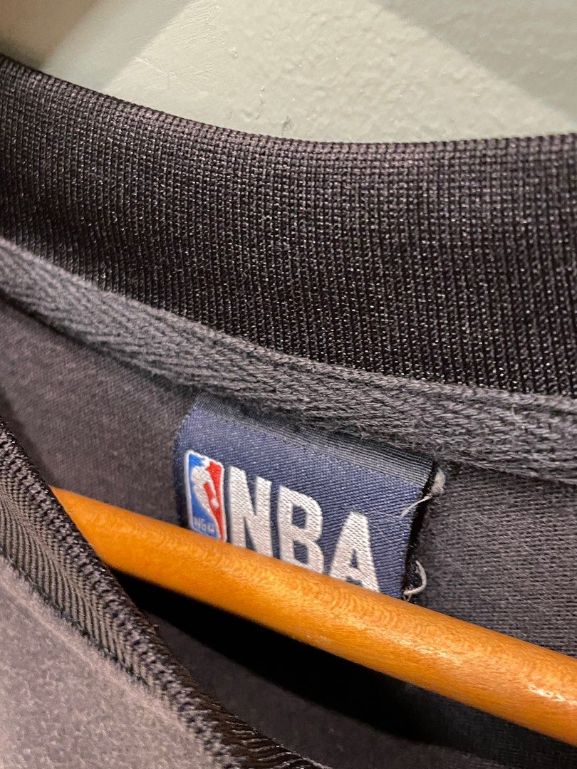 VINTAGE NBA SIXERS SHIRT (M), Men&rsquo;s Fashion, Tops & Sets, Tshirts