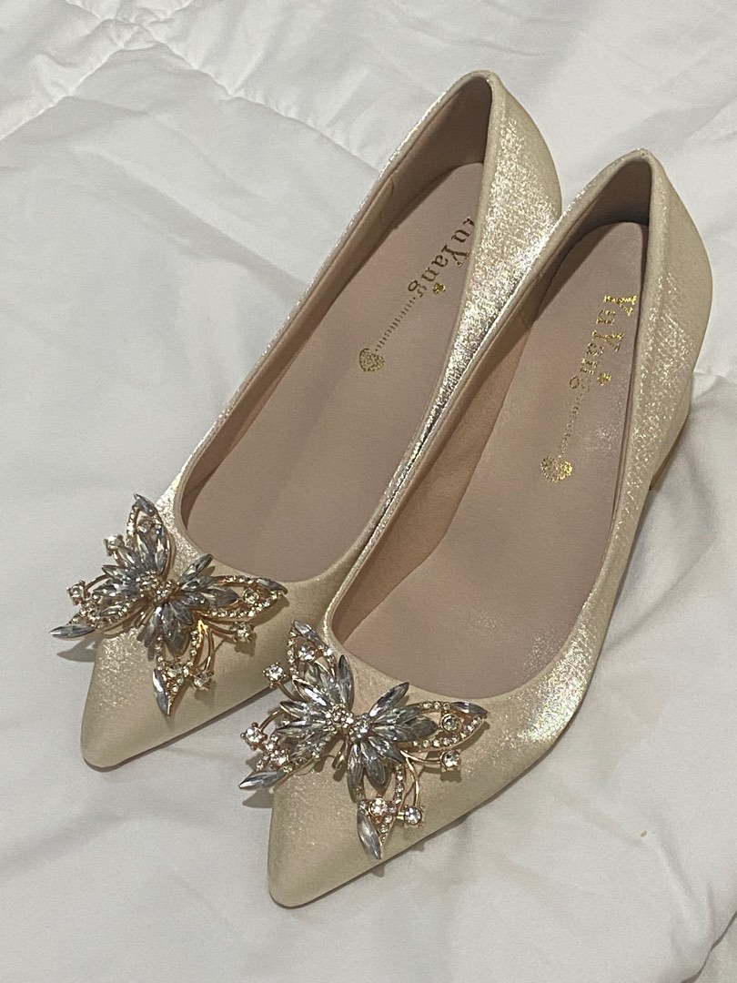 Wedding shoes kasut nikah tunang Women s Fashion Footwear Heels on Carousell