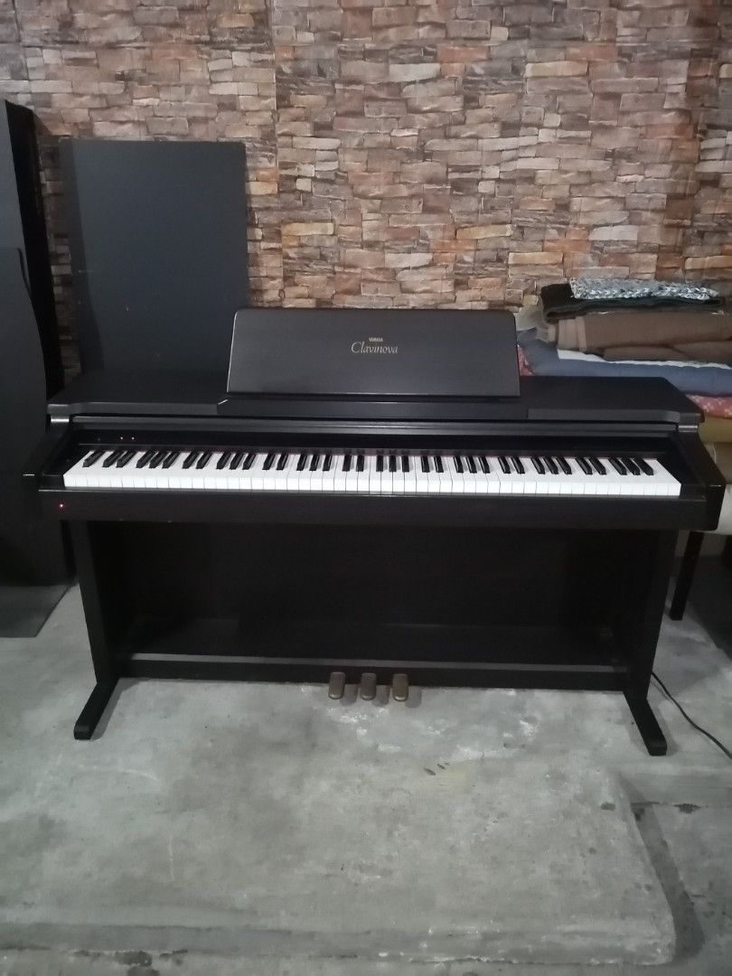 Yamaha outlet clp 133