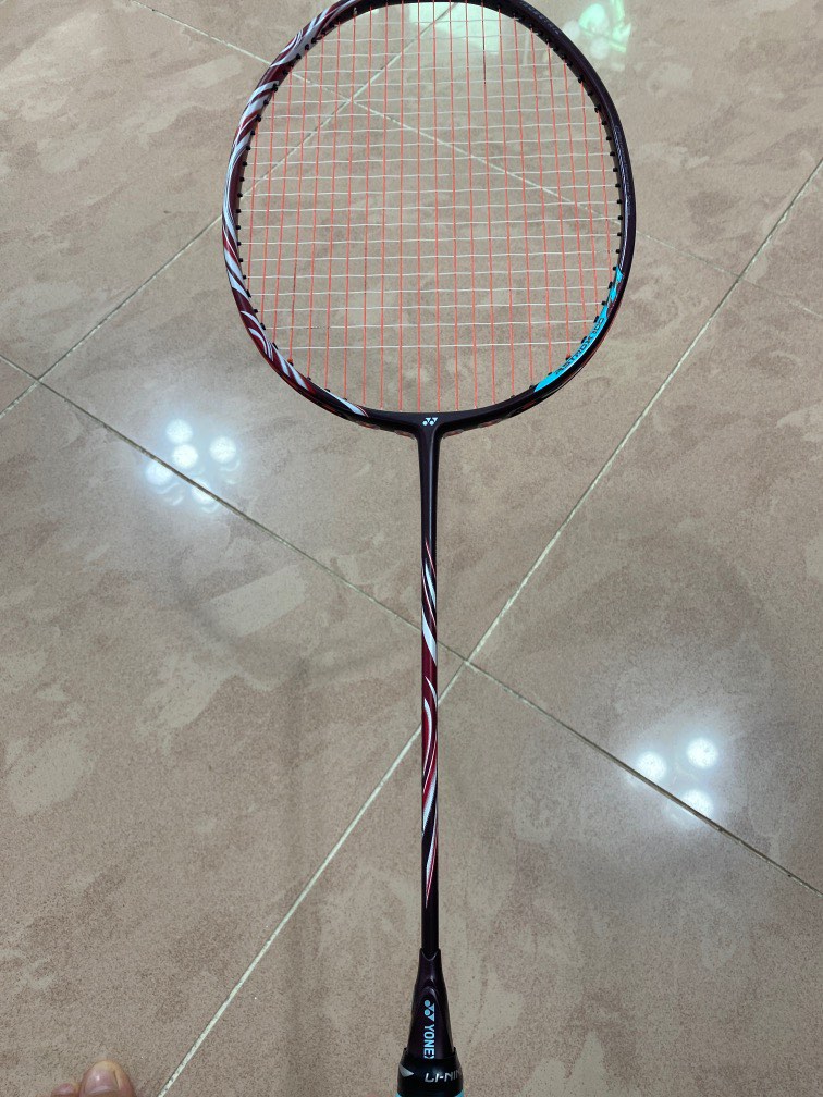 yonex100zz古紅色, 運動產品, 運動與體育, 運動與體育- 球拍和球類