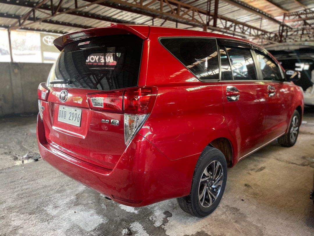 Red Innova Car 2022 Toyota Innova 2.8 E Automatic Red Mica Metallic Auto, Cars for ...