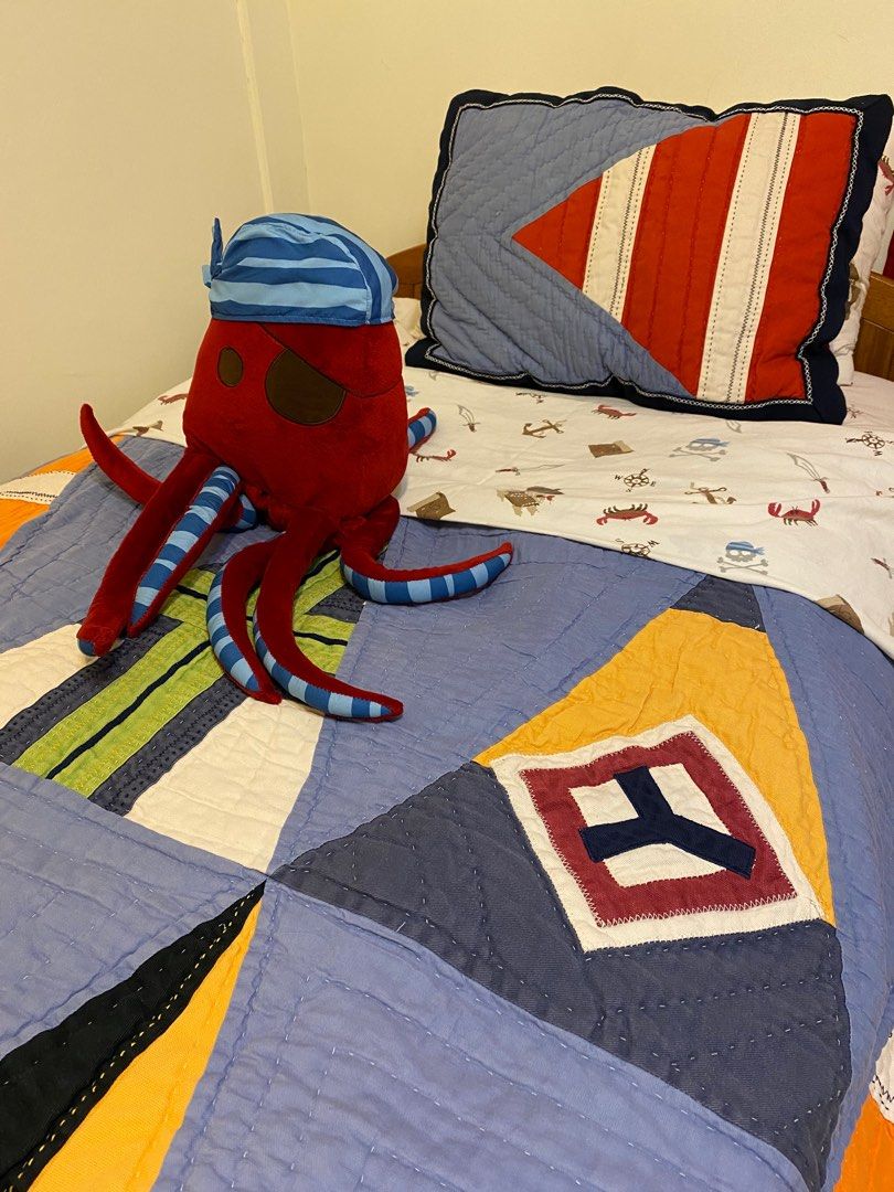 6 piece Pirate Nautical USA Twin sz bedding set bed sheets pillow