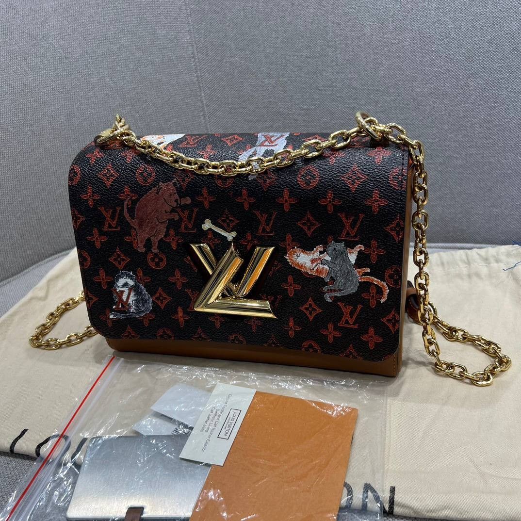 Louis Vuitton Twist Patent Black, Luxury, Bags & Wallets on Carousell