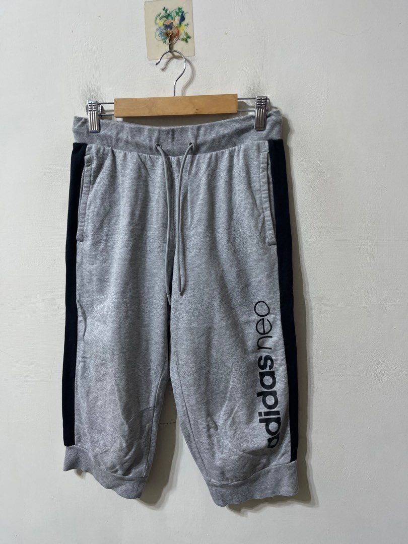 Adidas Neo BK8033 logo