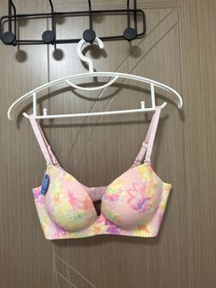 （分類：）位於 。 由 peacessss 提交（商品編號 1249786249，圖片 1）。簡介： 。