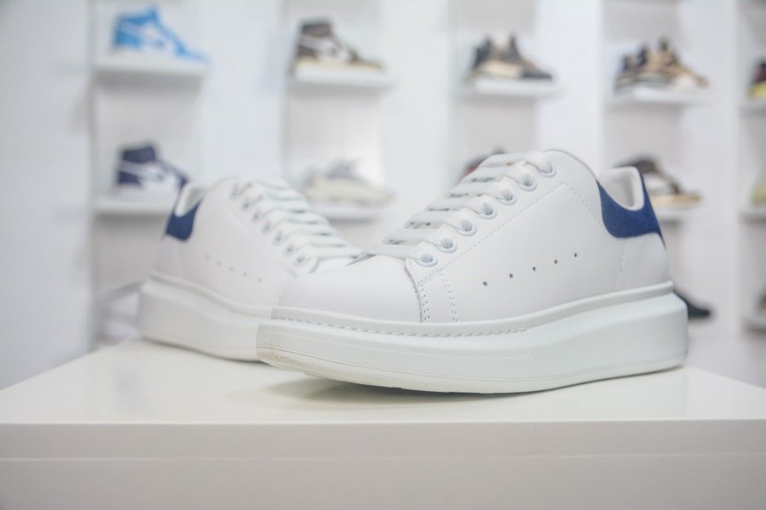 Alexander McQueen Oversized Leather Sneaker 2022