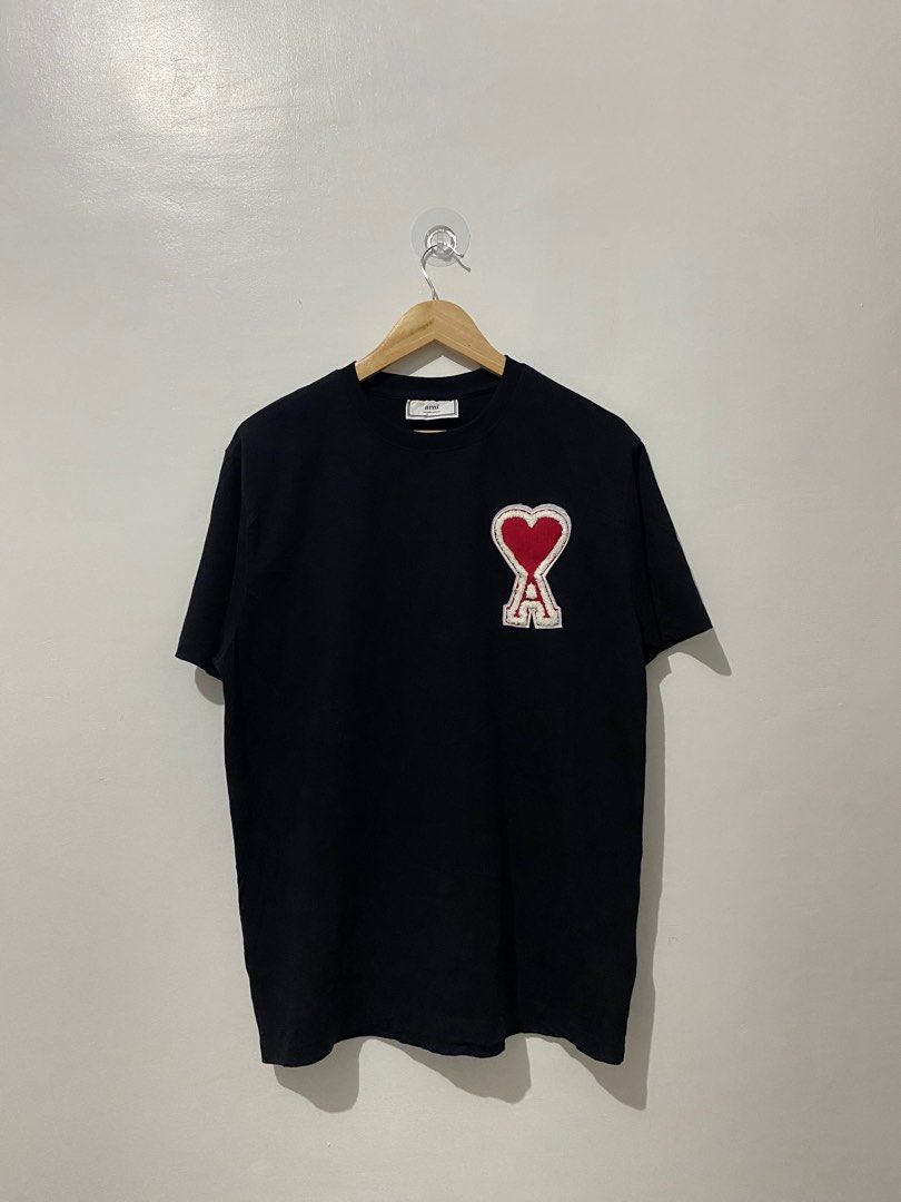 AMI BIG LOGO TEE (Category: Tshirts & Polo Shirts ) located in Naga. Submitted by sislovesme (Listing ID 1249749142, Image 1). Description: •GOOD AS NEW •NO MAJOR FLAWS •XL ON TAG •WIDTH 21 INCHES •LENGHT 29 INCHES.