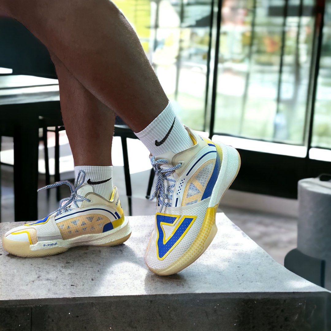 Andrew wiggins PEAK shoes