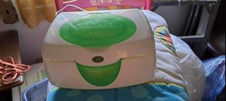 Baby wipe warmer