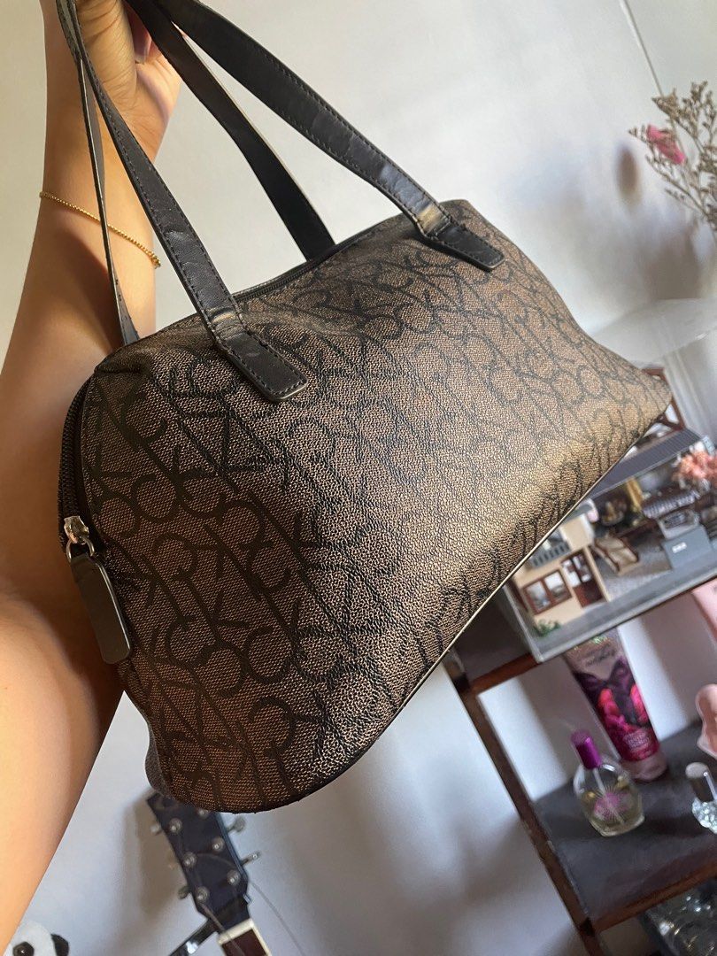 Calvin Klein Black Brown monogram bag (Category: Luxury Bags & Wallets) located in Bacoor. Submitted by bagyalriri (Listing ID 1249715530, Image 2). Description: Bought this when I was in the US. Selling Super low already. Hmu.