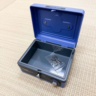 （分類：）位於 。 由 lclockcole 提交（商品編號 1249682690，圖片 1）。簡介： 。