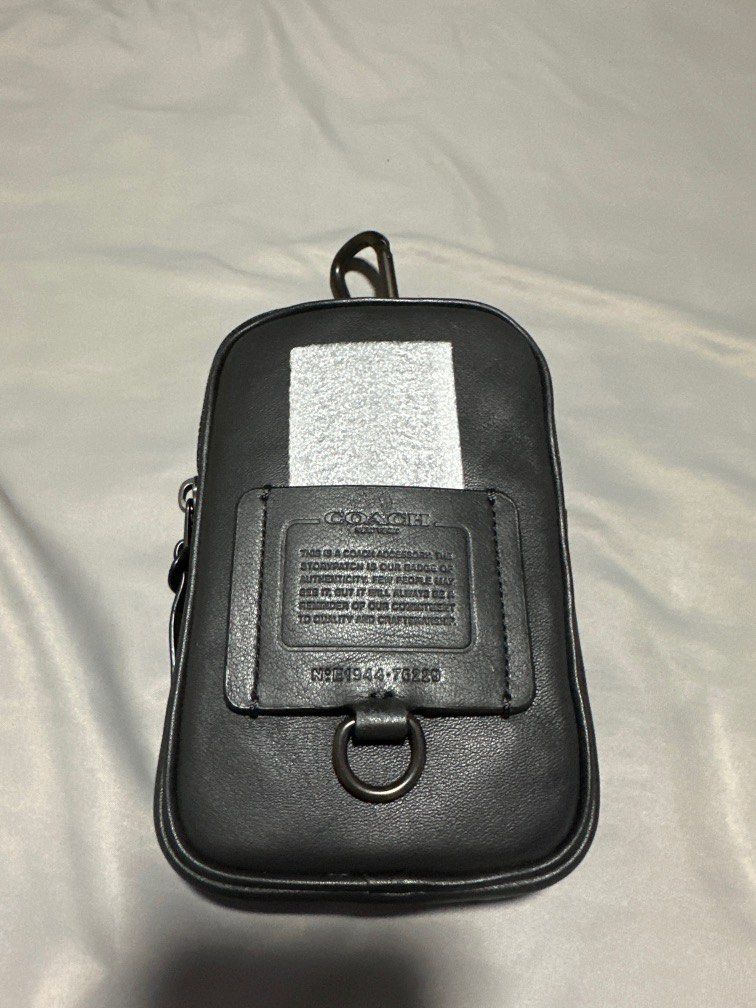Coach Hybrid Pouch 10