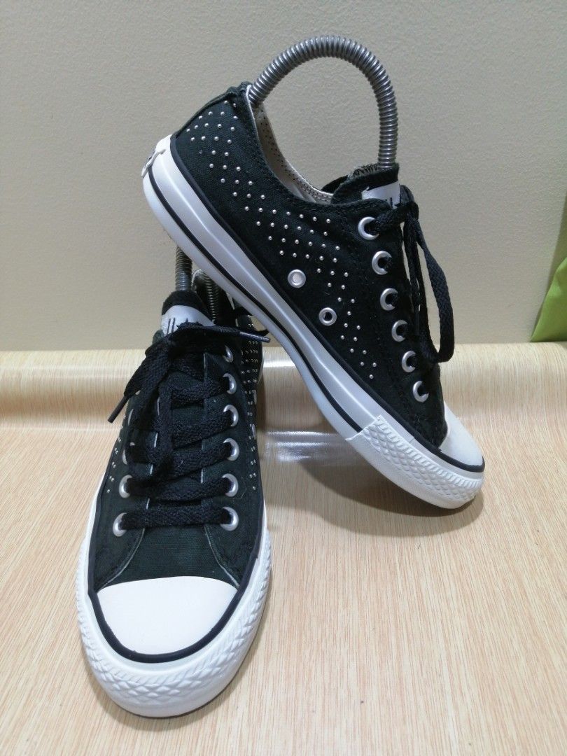 All black converse cheap womens size 7