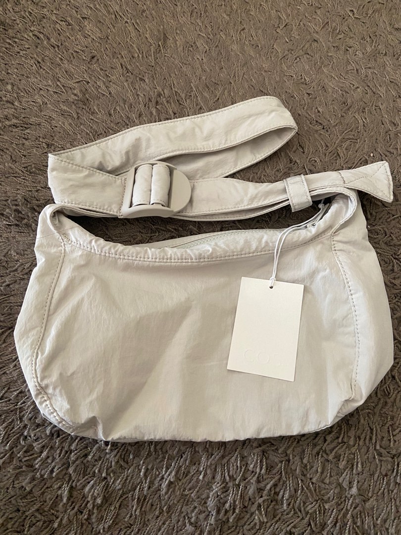COS NYLON CROSSBODY SADDLE BAG (WHITE), Women's Fashion, Bags & Wallets
