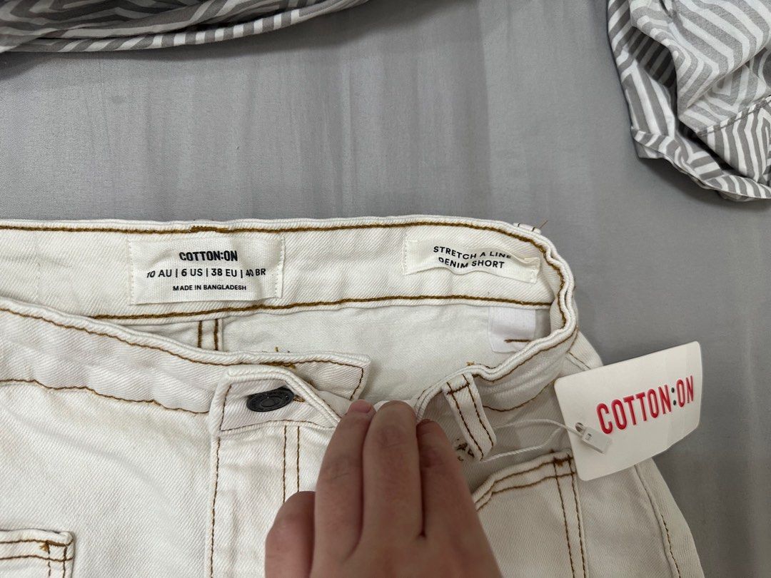 Cotton on cream denim shorts (Category: Shorts) located in Imus. Submitted by jandria (Listing ID 1249691039, Image 2). Description: Size 29-30.