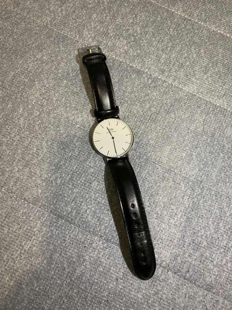 Daniel wellington megamall outlet