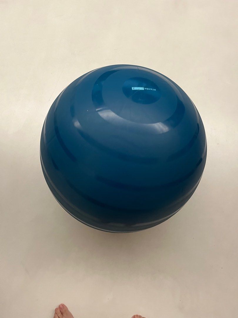 Decathalon swiss ball (55cm), Sports Equipment, Exercise Fitness