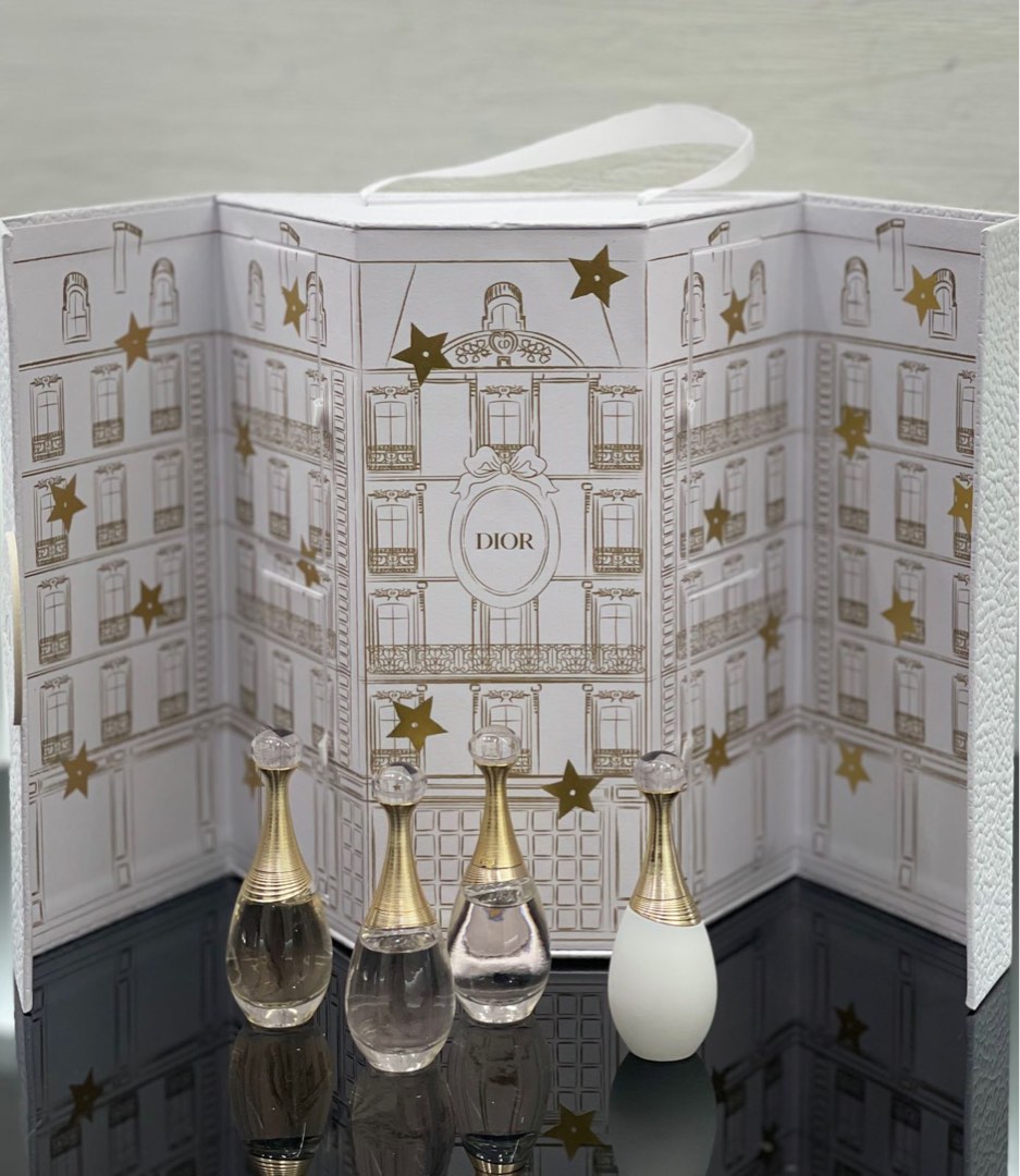 Dior Miniature Parfumes set, Kesehatan & Kecantikan, Parfum, Kuku ...