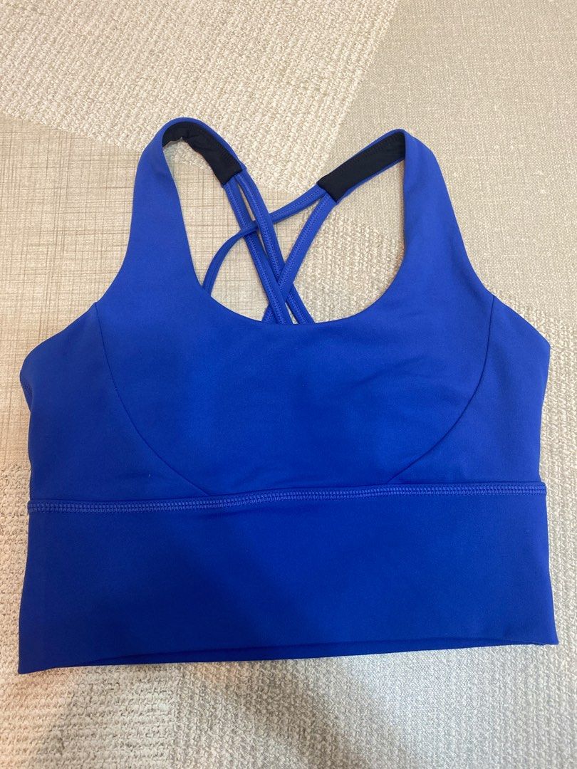 elite eleven aura sport bra, 女裝, 運動服裝- Carousell