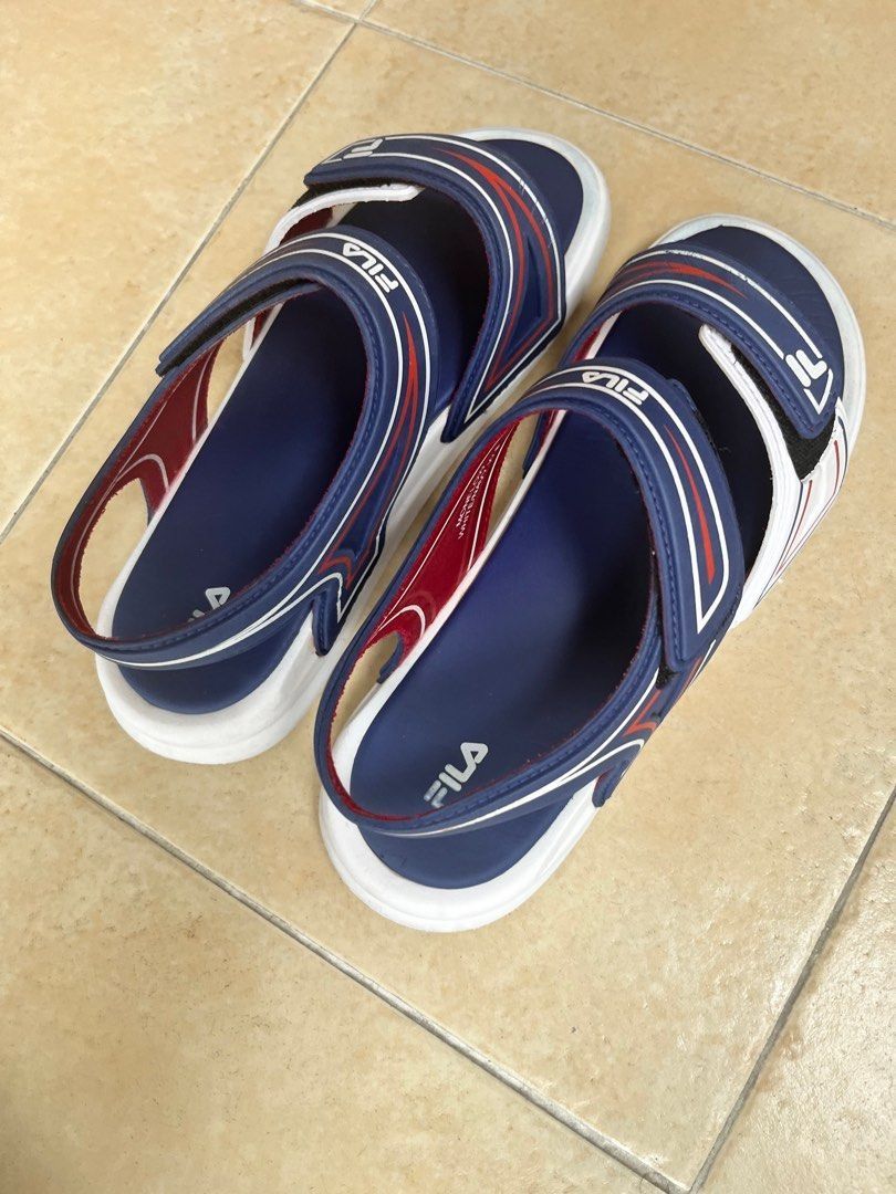 Fila Monelow Navy White Sandals Men s Fashion Footwear Boots on