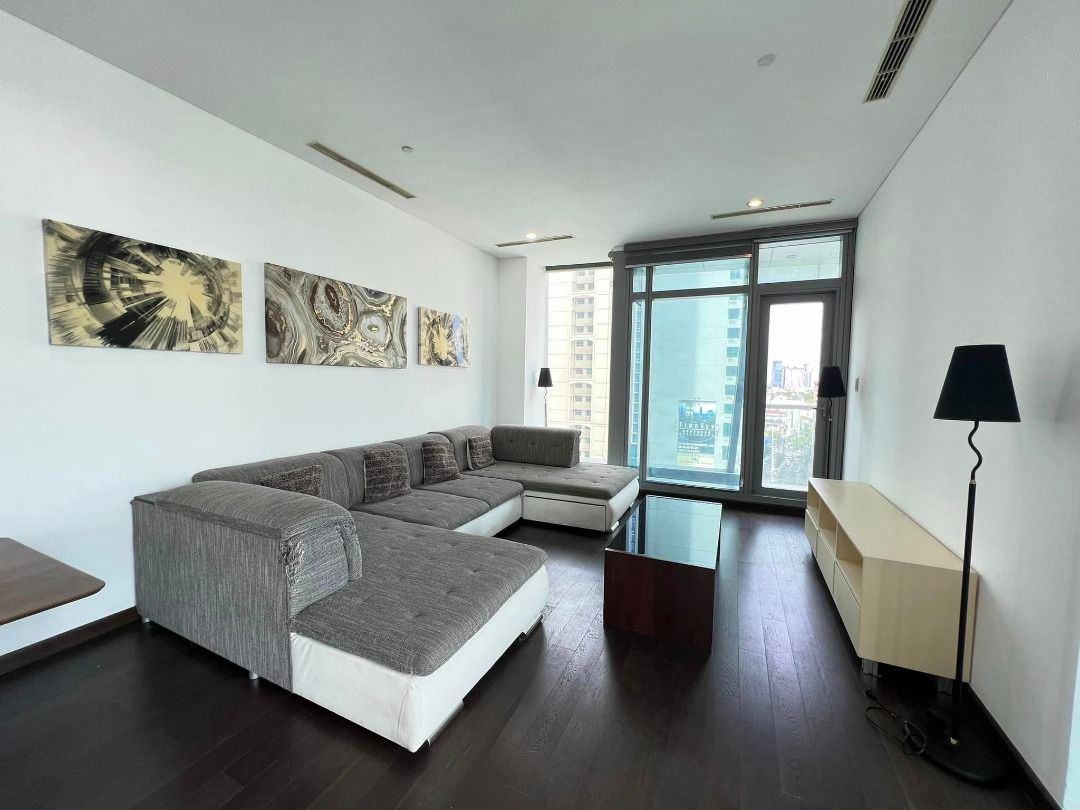 FOR RENT Spacious 2 bedroom in Trump Tower, Kalayaan Avenue, Makati