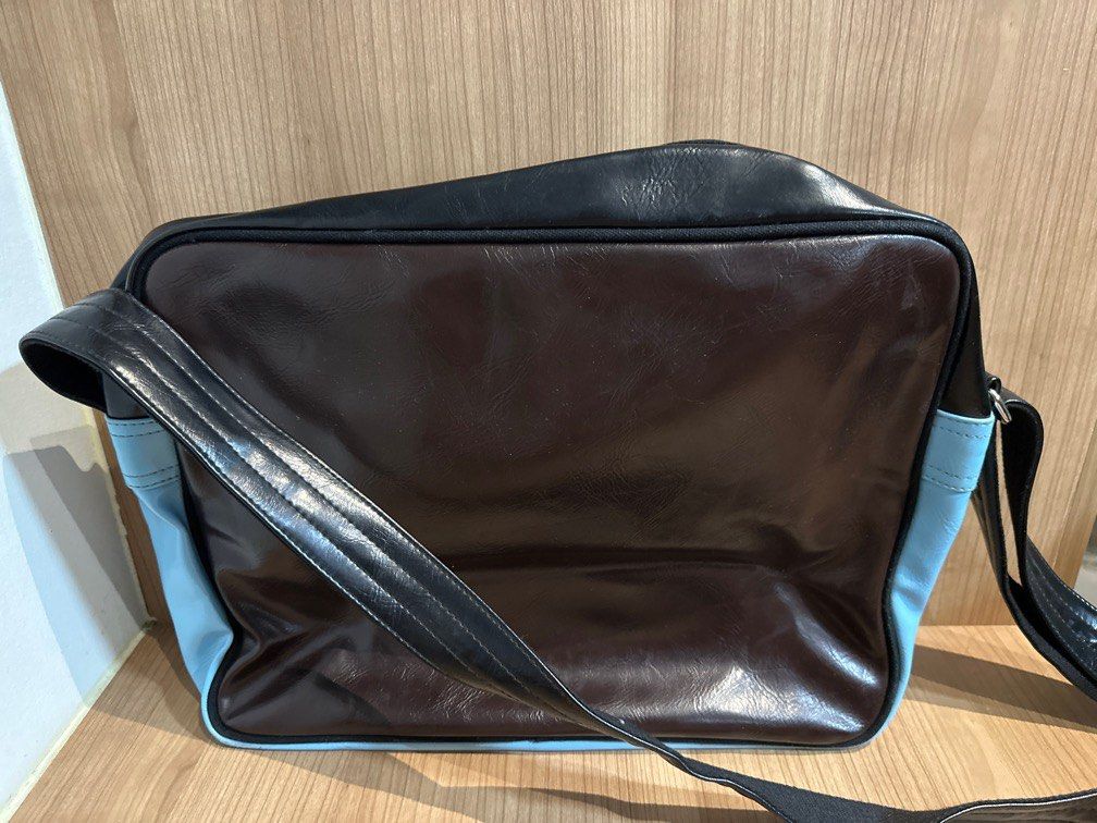 Fred Perry messenger bag