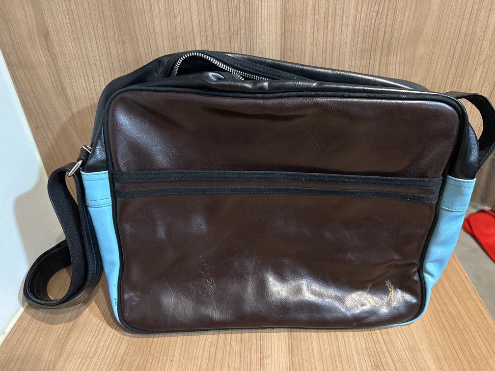 Fred perry messenger bag sale on sale