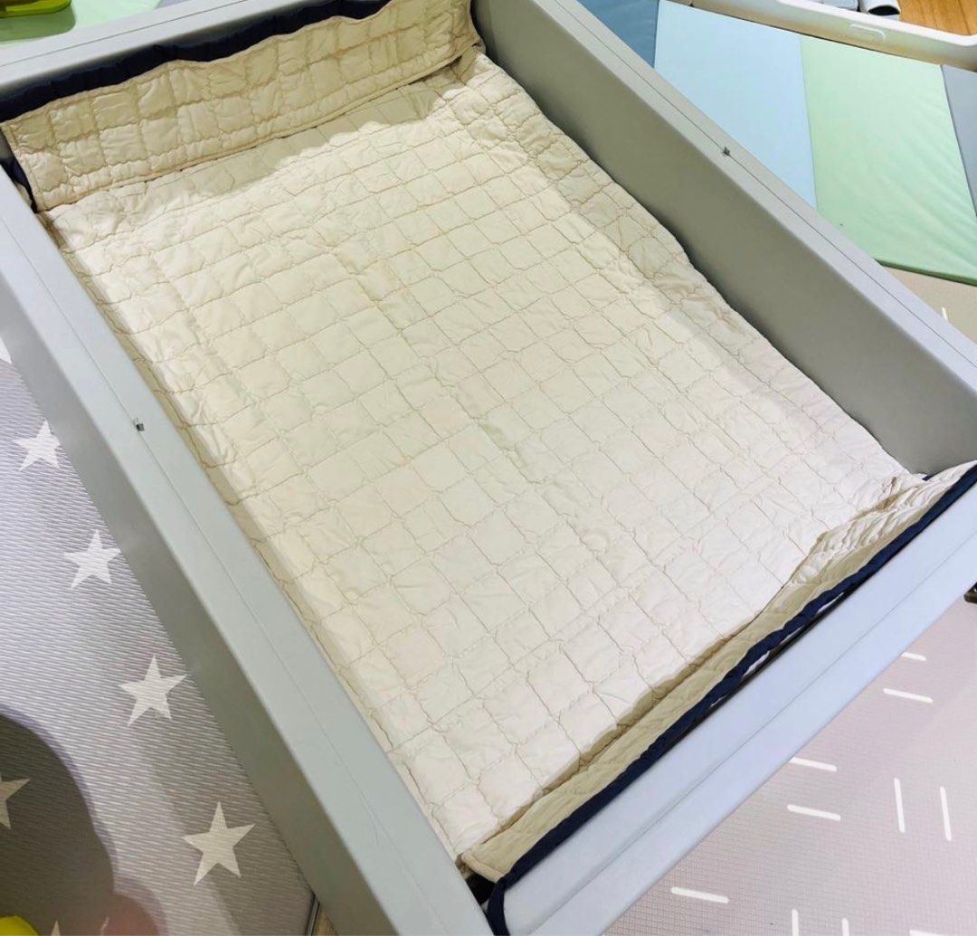 Ggumbi World Star bumper bed (playpen/playmat/floor bed/cosleeping bed