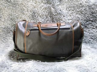 Gray Leather Zipper Travel Bag