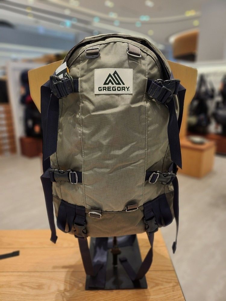 GREGORY TNT x Gregory Day Half backpack Gregory Backpack Gregory thisisneverthat tnt thisNT This Is Never That Gregory