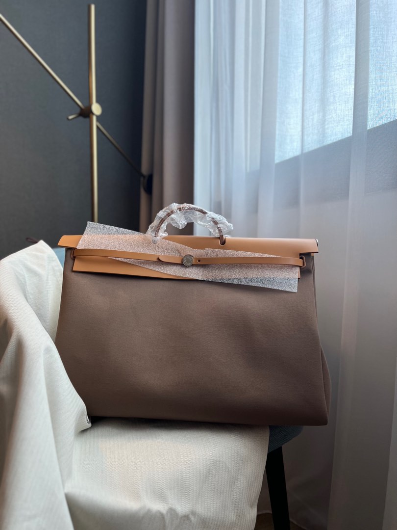 Herbag size outlet