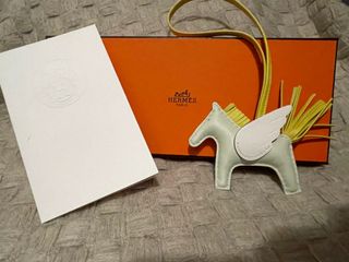 （分類：）位於 。 由 chantal_wang 提交（商品編號 1249763592，圖片 1）。簡介： 。
