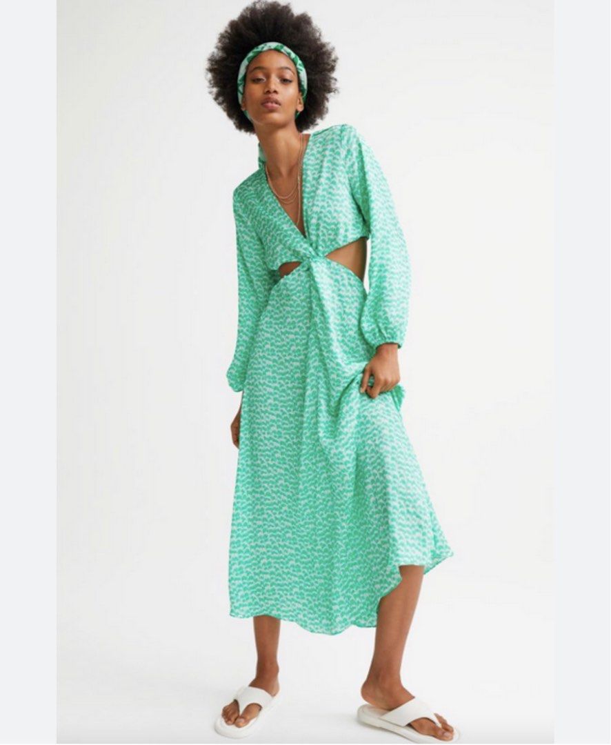 h&m balloon cutout dress (Category: Dresses) located in Manila. Submitted by ksooos (Listing ID 1249696108, Image 1). Description: 🌾 unused 📍taft, malate.
