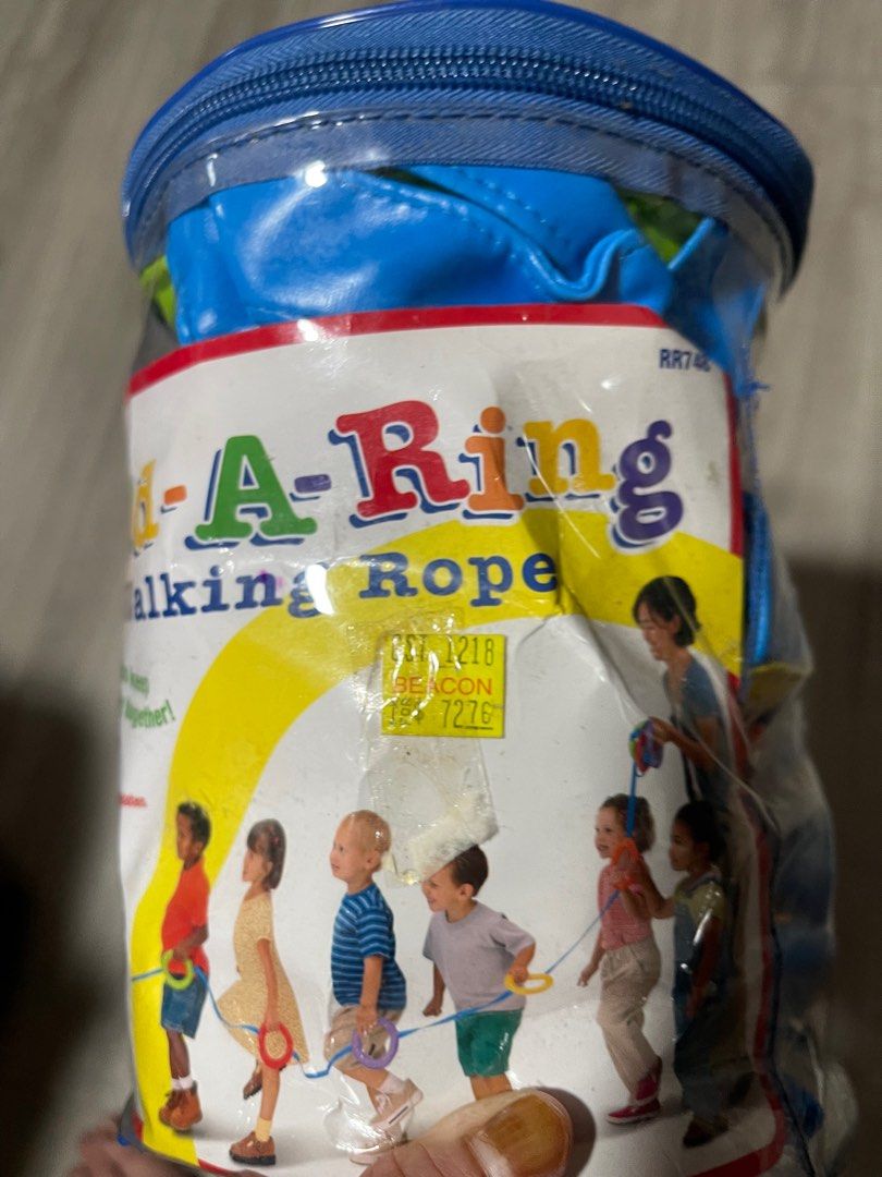 Hold a ring walking rope preschool, Babies & Kids, Going Out
