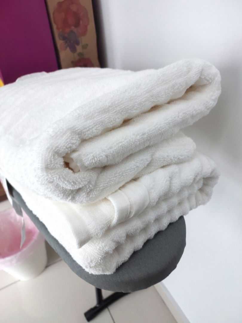 Flodalen 2025 bath sheet