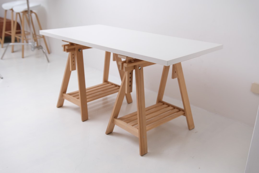 IKEA table linnmon Finnvard stand
