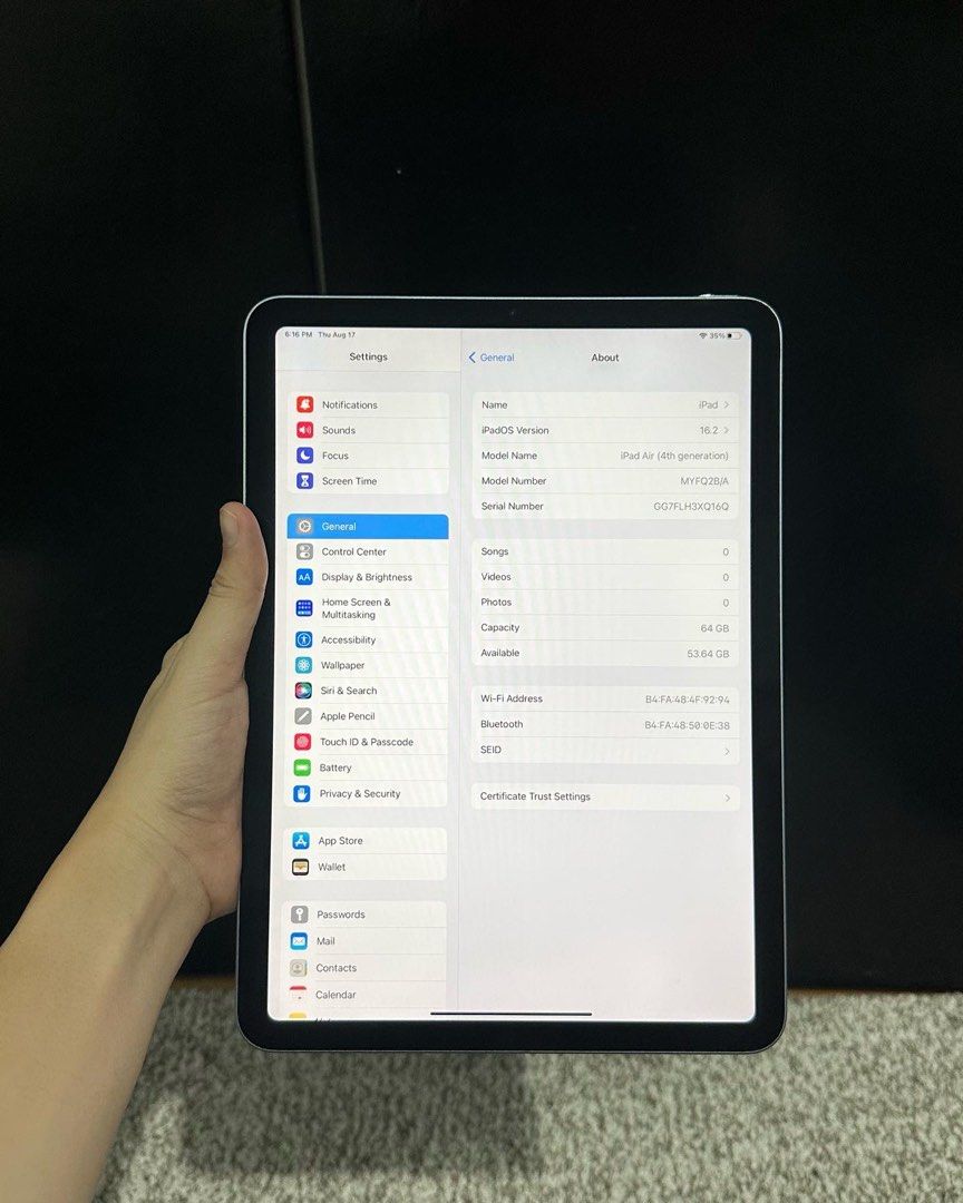 iPad Air 4 (Category: iPad) located in Quezon City. Submitted by inygadgetshop (Listing ID 1249655321, Image 1). Description: iPad Air 4 64GB Blue Wifi + Cellular NO ISSUE We do ship nationwide and 📦 COD within Metro Manila 💵 Meet up preference: SM Mega/Cubao Gateway.