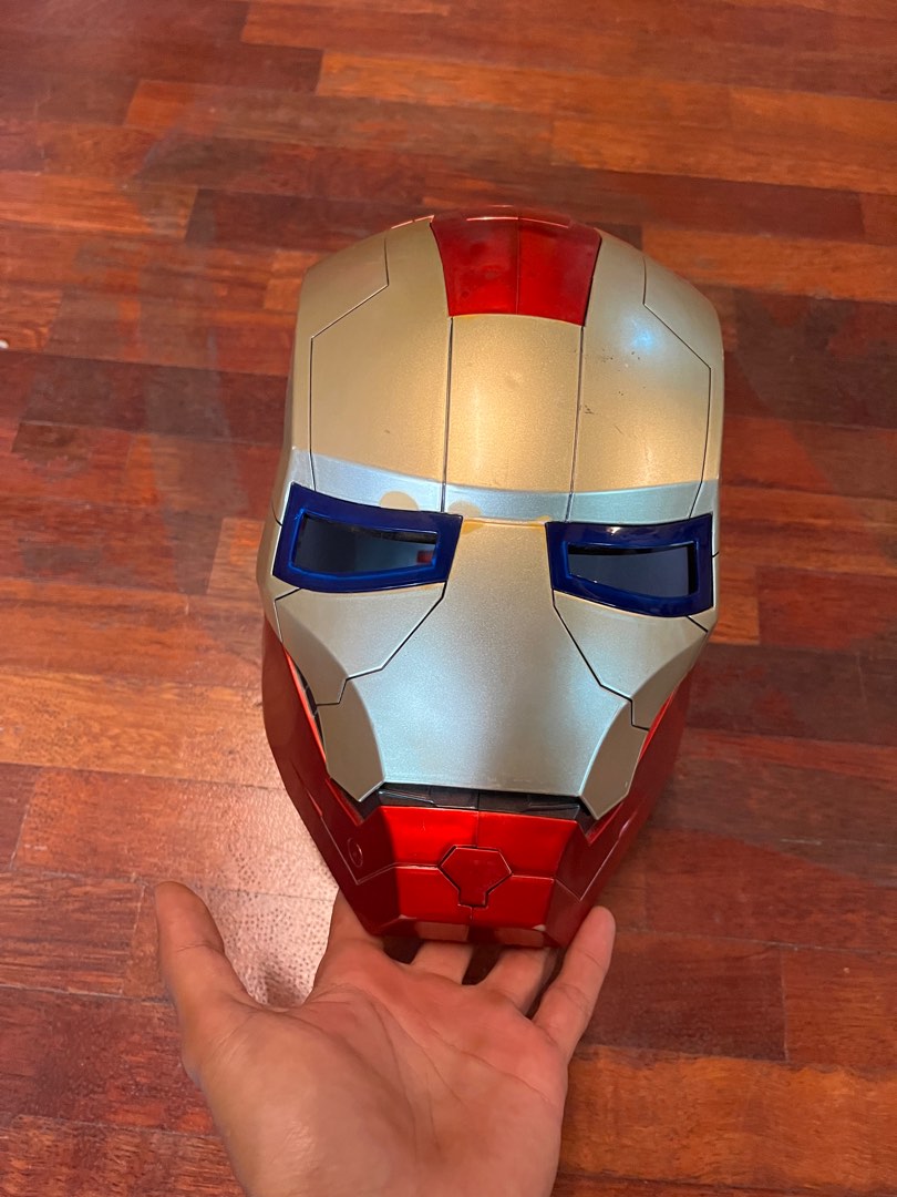 joytoys iron man mask