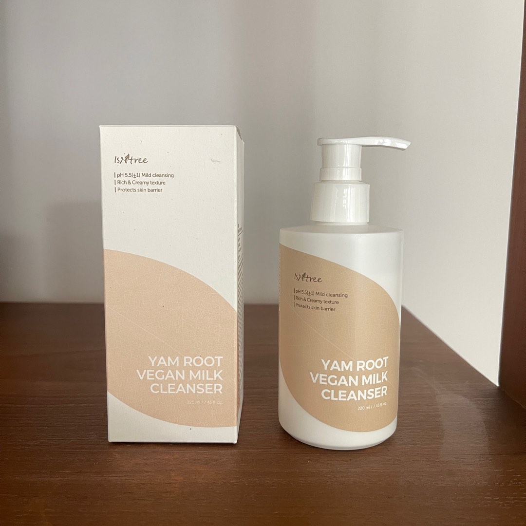 Isntree Yam Root Vegan Milk Cleanser
