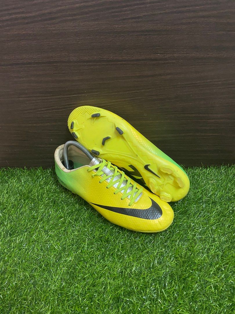 Kasut bola hotsell nike superfly