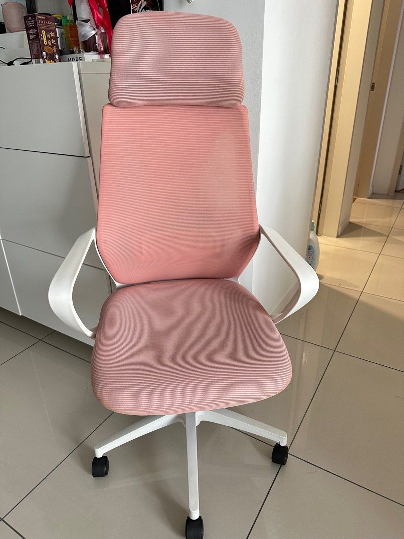 Ergonomic office sales chair pink