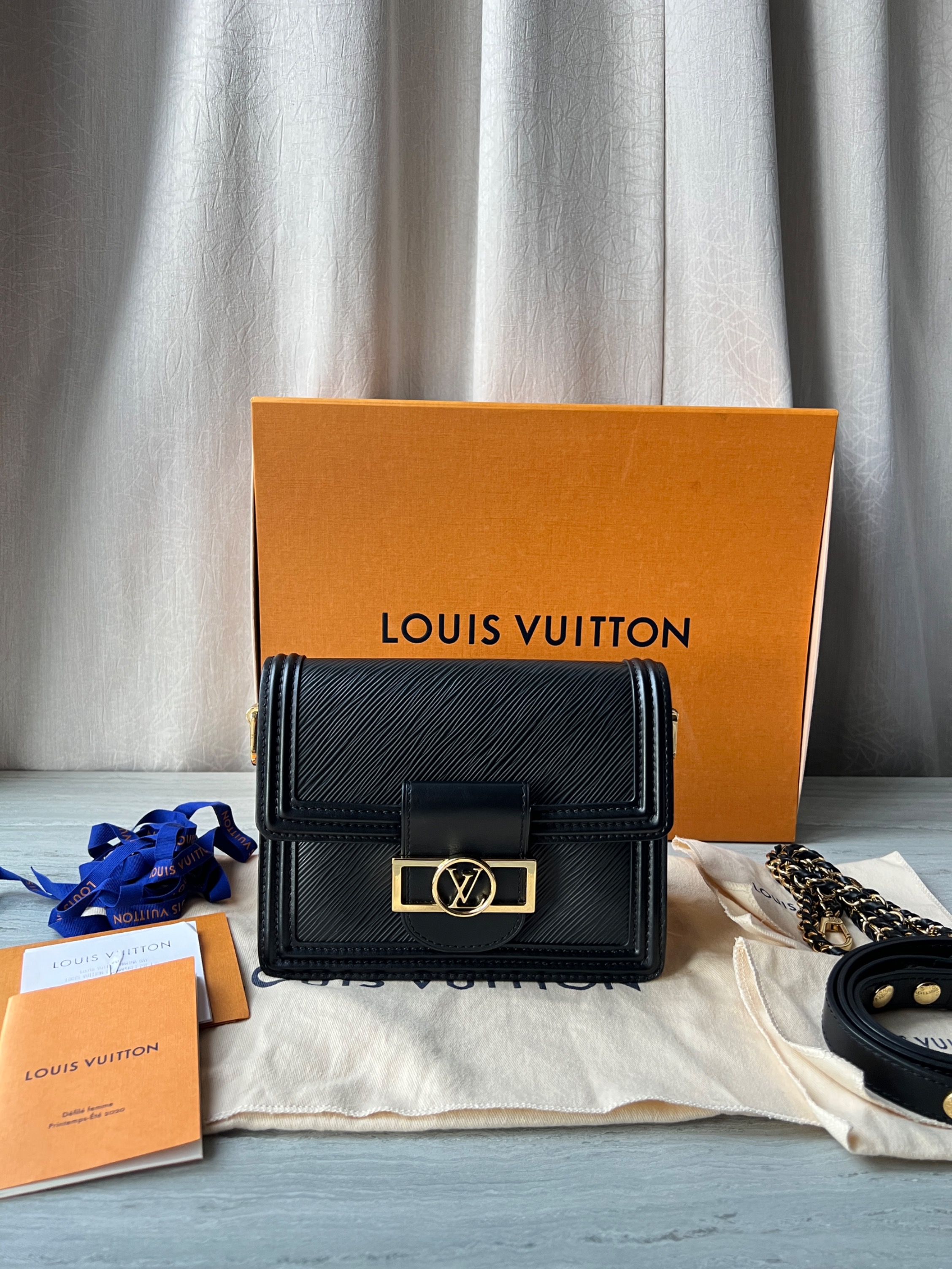 LOUIS VUITTON Mini Dauphine Epi Leather Black Shoulder Handbag M55964