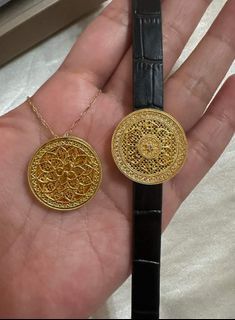 Lucky Chinese Amulet
w/ 6 Symbols in pendants:
LOVE, WEALTH, HEALTH, HOPE, GOOD LUCK & PROSPERITY

18K Gold 2 way Zircon Charm 
Pendant & Bracelet
with Certificate

18K Gold w/ Molder - for everyday use 💕
with free Leather Strap