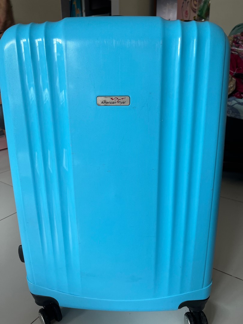 Luggage, Hobbies & Toys, Travel, Luggage on Carousell
