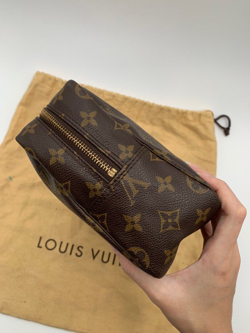 Louis Vuitton, Bags, Louis Vuitton Trousse 28 Unisex Brown Monogram  Canvas Cosmetic Bag Toiletry