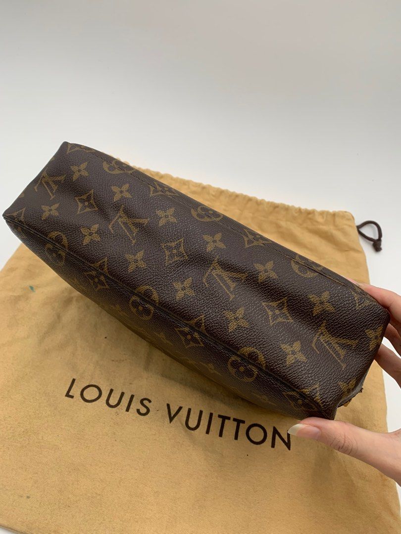Louis Vuitton Damier Ebene Trousse Toilette Cosmetic Bag Toiletry