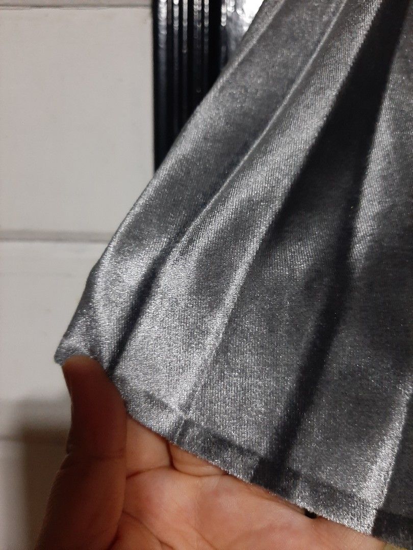 Metallic gray pleated skirt Women s Fashion Bottoms Skirts on