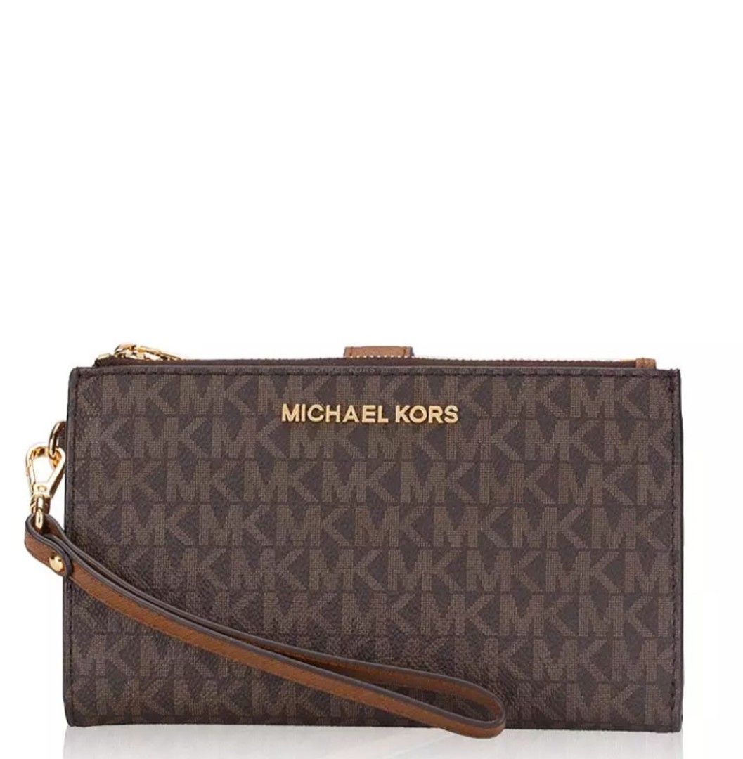 Michael kors signature wristlet hot sale