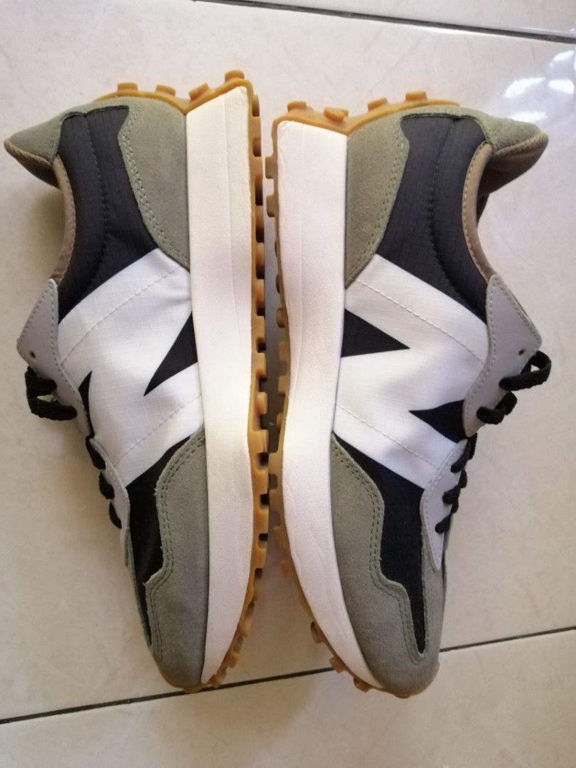 New Balance NB 327 FIGS Collab (Rare Pair) on Carousell